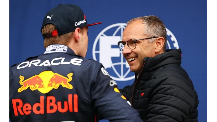 Stefano Domenicali advierte a Red Bull.
