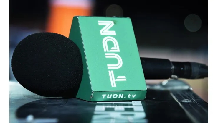 Micrófono de TUDN 2022