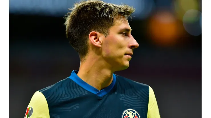 Mauro Lainez marcó dos goles para el América.