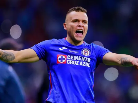 Leyenda de Cruz Azul defiende al ‘Cabecita’ por llegar al América