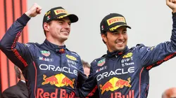 Checo Pérez y Verstappen van por los títulos del 2022.