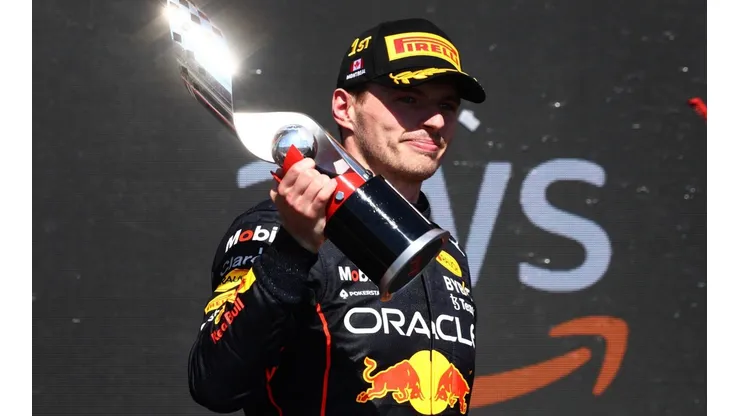 F1: ¿Qué hacía la policía con perros en el garage de Max Verstappen en Canadá?