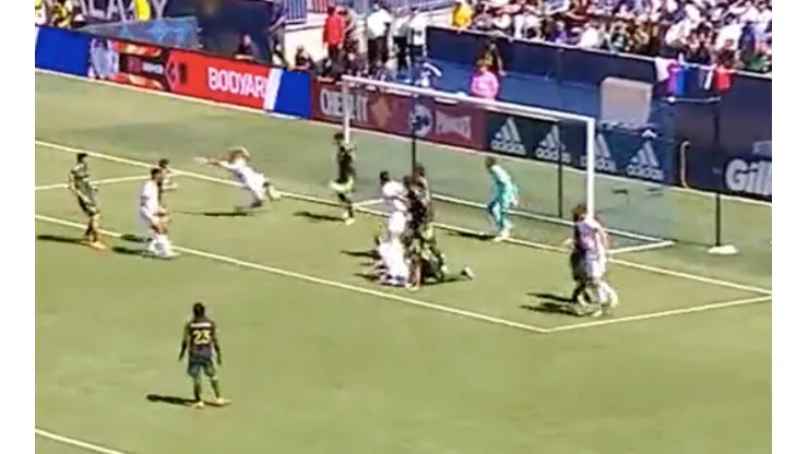 Chicharito tuvo una clara ocasión contra el Portland Timbers.
