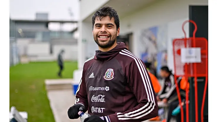 Néstor Araujo con la Selección mexicana en 2020