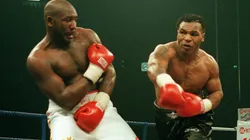 Víctima de Mike Tyson noqueó a un alborotador en plena calle.