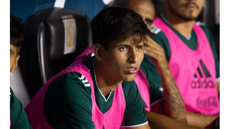 Jurgen Damm en un partido de la selección mexicana.