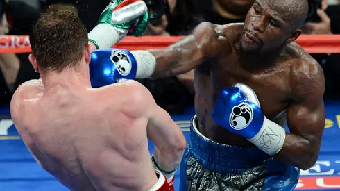 Floyd Mayweather Jr. v Canelo Alvarez