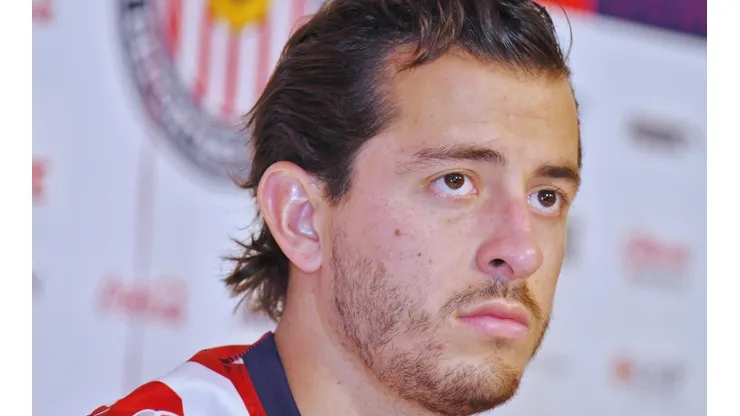 Alan Mozo en su presentación con Chivas.