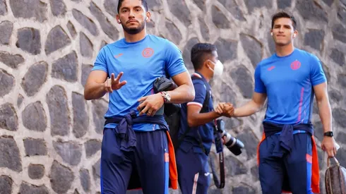 Jesús Corona y Sebastián Jurado pelearán por la titularidad en el Apertura 2022.