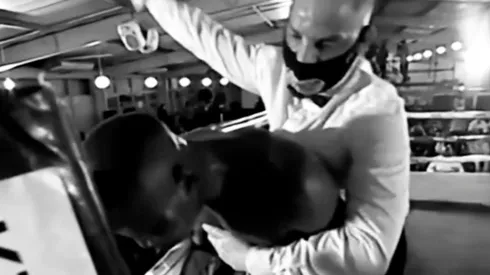 Murió el boxeador que lanzó golpes al aire en plena pelea a causa de una lesión cerebral