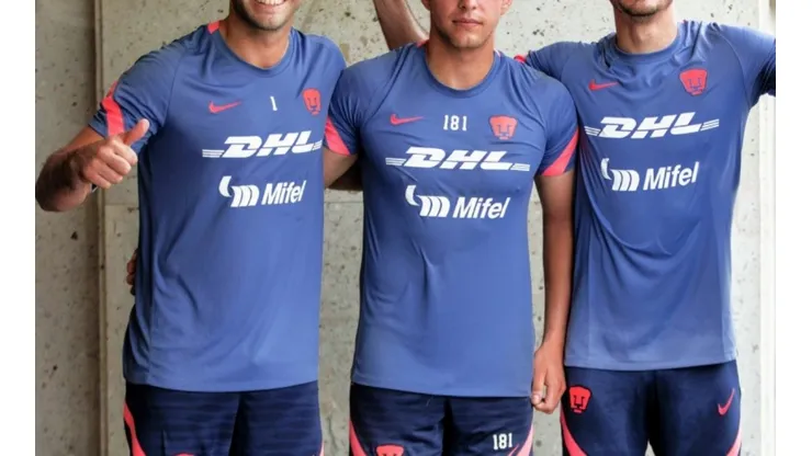Julio González, Leo Tapia y Gil Alcalá, los porteros de Pumas.