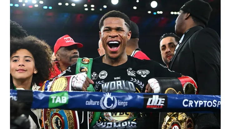 Devin Haney presumió las joyas millonarias que ganó tras vencer a George Kambosos