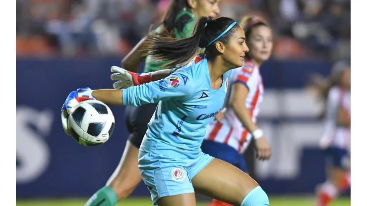 Stefani Jiménez se fue a España para probarse en el Atleti.