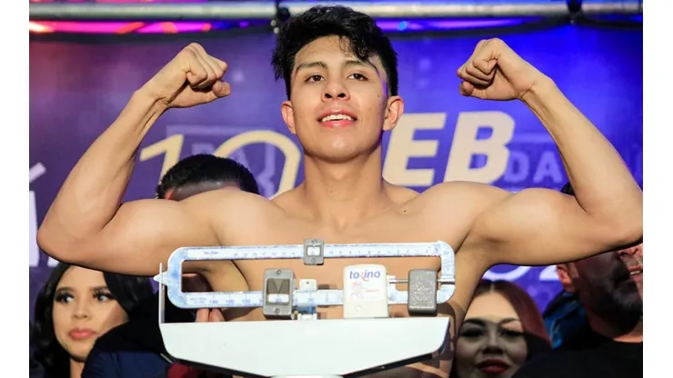 Jaime Munguia atacó a Canelo Álvarez al decir por qué perdió contra Dmitry Bivol.