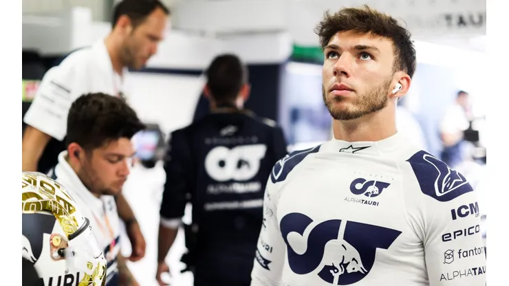 Los memes liquidaron a Gasly tras la renovación de Checo