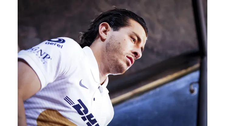 Ciudad de Mexico, 26 de febrero de 2022. Alan Mozo , durante el partido de la jornada 7 del torneo Grita Mexico Clausura 2022 de la Liga BBVA MX, entre los Pumas de la UNAM y las Águilas del America, celebrado en el estadio Olímpico Universitario. Foto: Imago7/ Rafael Vadillo