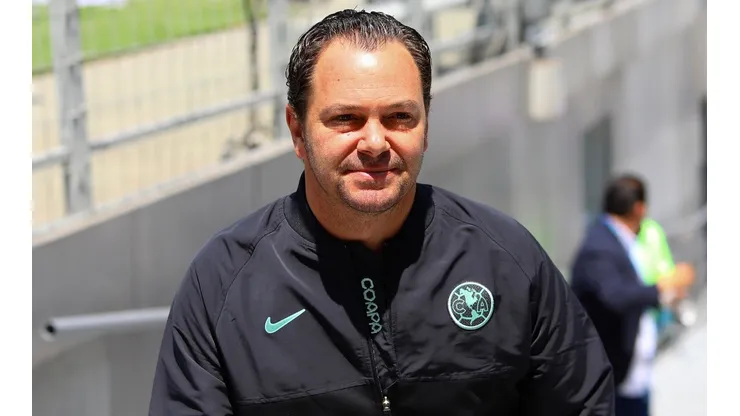 Santiago Baños encabeza reestructura interna en América