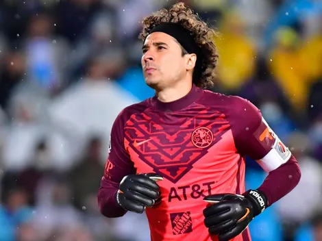 Leyenda de Pumas se desvive en elogios para Memo Ochoa
