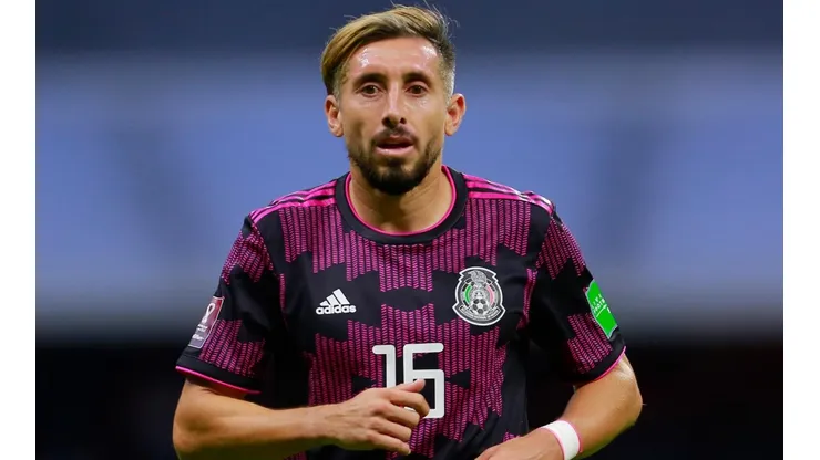 Herrera ya posó con los colores del Dynamo