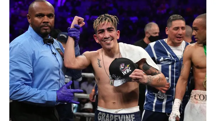 La decisión que espera Leo Santa Cruz para consolidarse como campeón Súper de la AMB