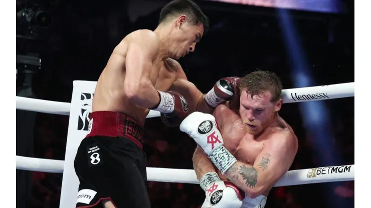 Eddie Hearn confirmó fecha para la revancha entre Canelo y Bivol.