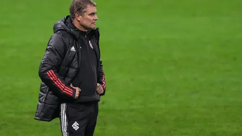 SP – Sao Paulo – 03/07/2021 – BRASILEIRO A 2021, CORINTHIANS X INTERNACIONAL – Aguirre tecnico do Internacional durante partida contra o Corinthians no estadio Arena Corinthians pelo campeonato Brasileiro A 2021. Foto: Marcello Zambrana/AGIF