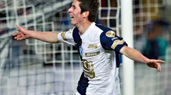 Marco Bueno con la camiseta de Pachuca en 2012.