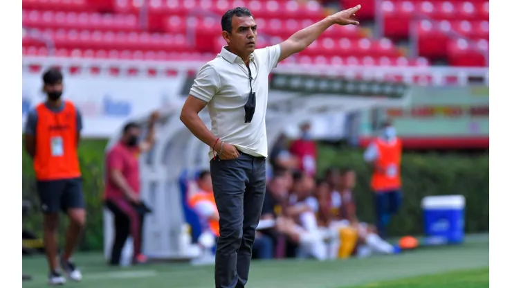 El Rebaño no define si Ricardo Cadena cotinúa como técnico.
