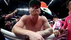 Canelo Álvarez salió a responder a la crítica de Oscar De La Hoya por jugar demasiado golf