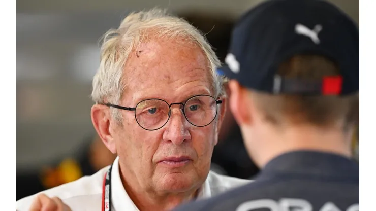 Helmut Marko opinó sobre la orden a Checo Pérez