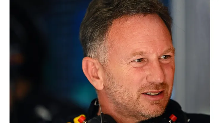 Horner explicó por qué obligó a Checo a cederle la victoria a Verstappen
