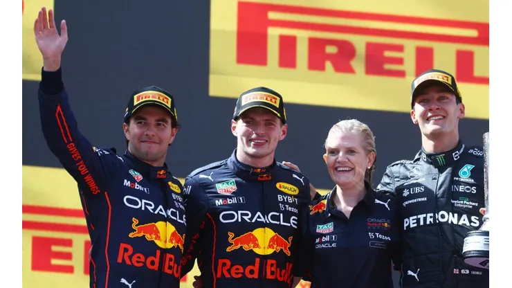 La queja de Checo al recibir la orden de dejar ganar a Verstappen