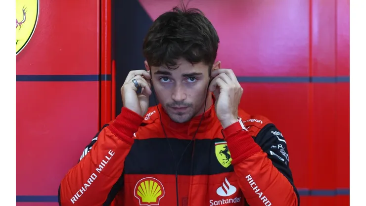 Charles Leclerc debió abandonar en Barcelona.