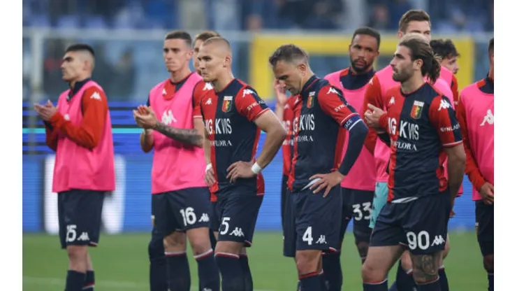 Johan Vázquez y el Genoa sufrieron el descenso en 2022.