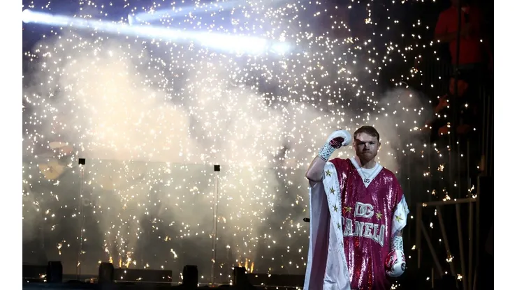 Canelo Alvarez v Dmitry Bivol