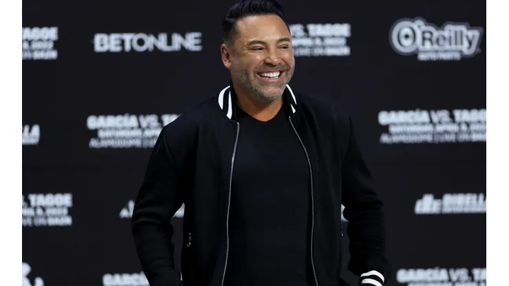 El acuerdo multimillonario que hace sonreír a Oscar De La Hoya