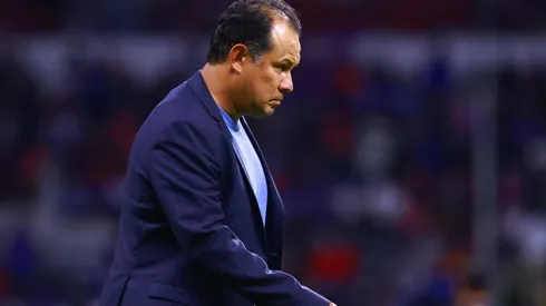 Oficial: Juan Reynoso dejó de ser el entrenador de Cruz Azul