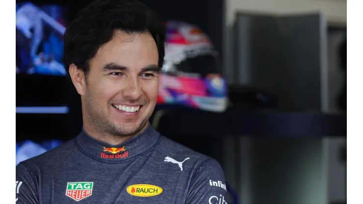 Checo aún no consigue renovar con la escudería austriaca