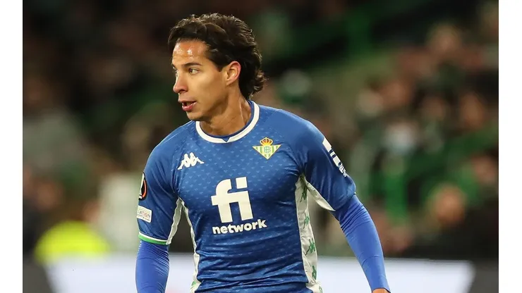 Diego Lainez habría sido ofrecido al Leverkusen, pero estos lo rechazaron