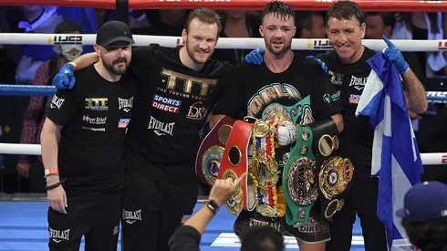 Josh Taylor podría exponer sus cinturones ante un peleador de sangre mexicana