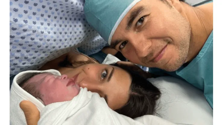 Sergio Checo Pérez recibe una nueva vida en su familia.