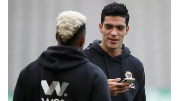 Raúl Jiménez y Adama Traoré en la temporada 2018-19.