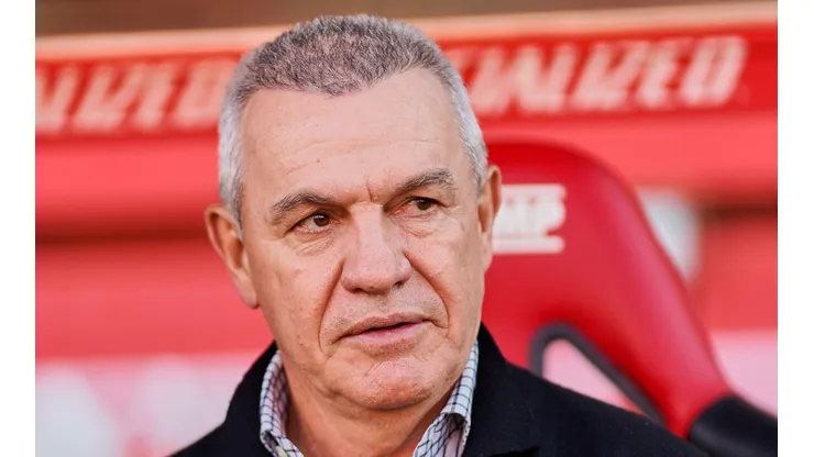 Javier Aguirre acaricia el milagro de la salvación