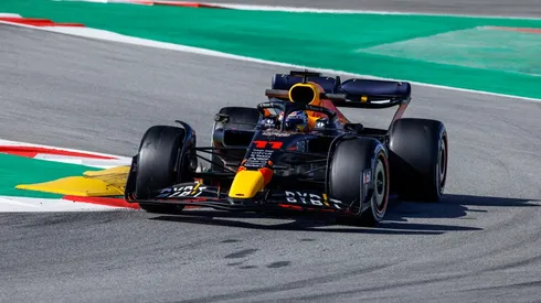 Checo Pérez transitando el Gran Premio de España.