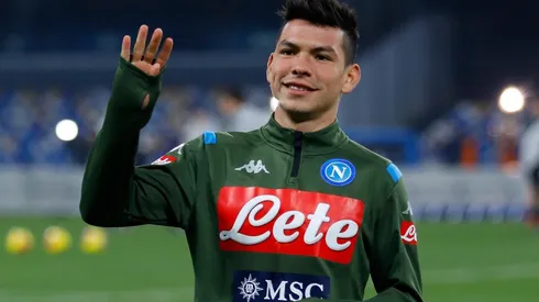 Hirving Lozano, por el momento, es jugador del Napoli.
