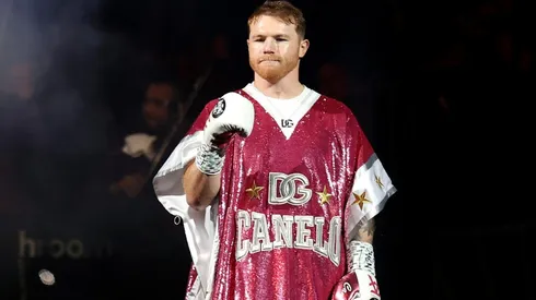 Álvarez cayó después de 12 asaltos ante el ruso y sumó la segunda derrota de su carrera