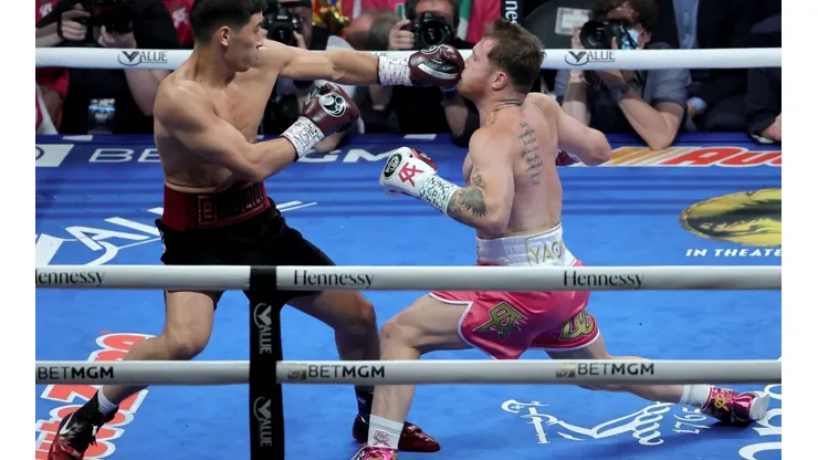 Canelo Alvarez v Dmitry Bivol