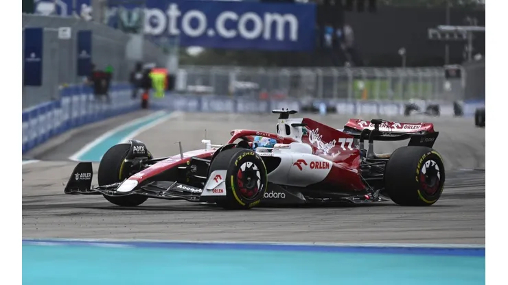 El descuido provocado por los Mercedes que le costó puntos valiosos a Valtteri Bottas