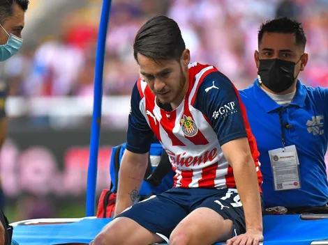Todo Chivas está con él: La cirugía de Jesús Angulo fue un éxito y ya se sabe cuándo podrá volver