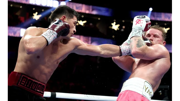 Canelo Álvarez reta a Dmitry Bivol por el Título Mundial.